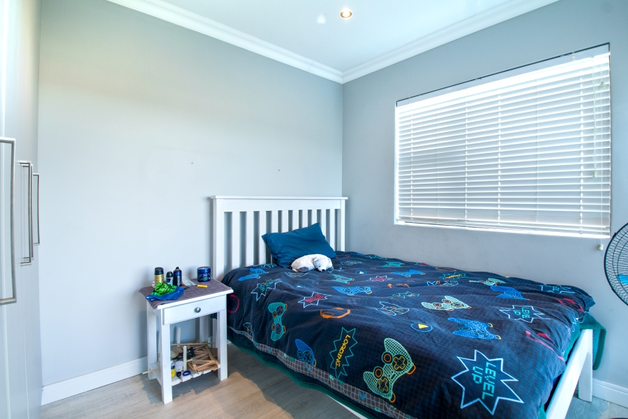 4 Bedroom Property for Sale in Hartenbos Landgoed Western Cape